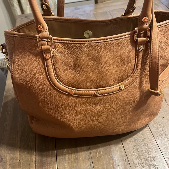 Tory Burch Large Shoulder Bag - Picture 2 of 10